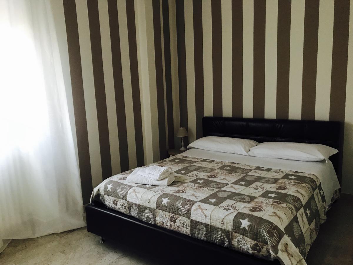 B&B In Centro フォッジア エクステリア 写真